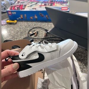 Nike Jordan 1 Low ALT